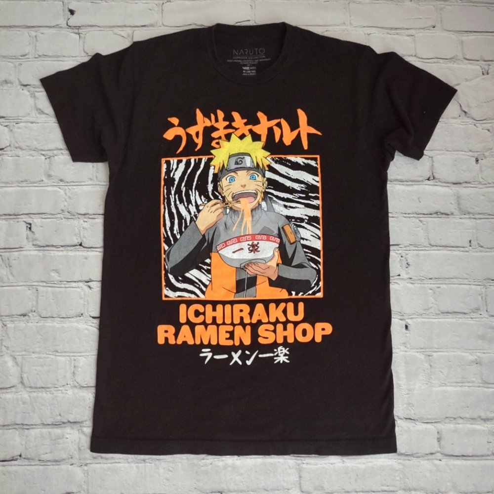 Naruto graphic t-shirt